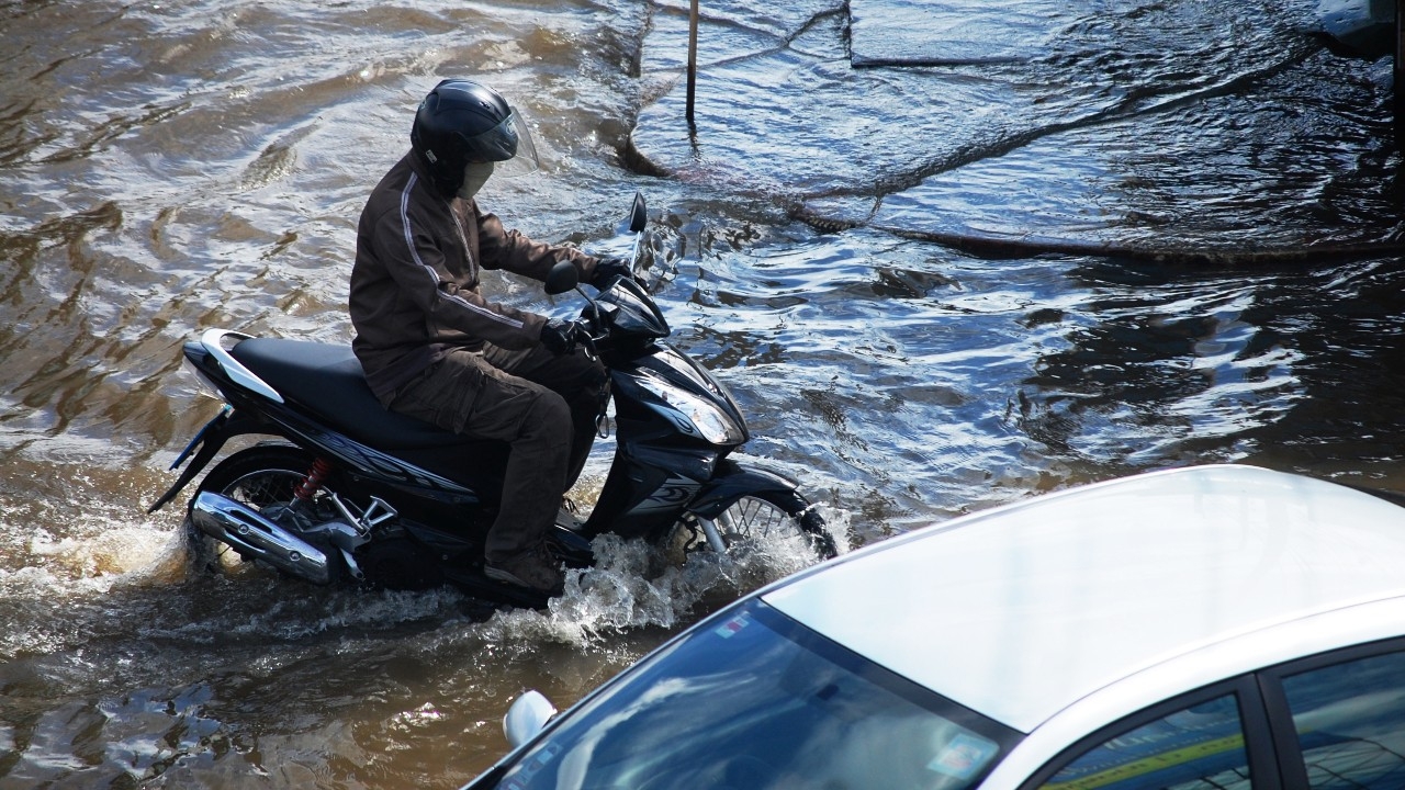 เตือนภาคใต้ฝนตกหนักถึงหนักมาก 12-16 ธ.ค. 68 ระวังน้ำท่วมฉับพลัน น้ำป่าไหลหลาก