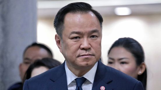 วิเคราะห์การเมือง : รัดเข็มขัดรับแรงกระแทก