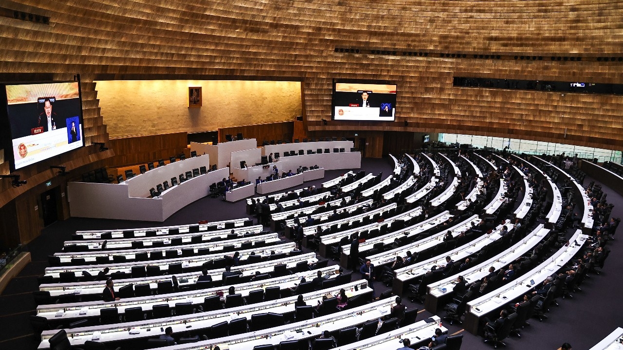 โหวตตีตกประชุมลับแก้ รธน. ต้องใช้เสียง 2 ใน 3 ให้ยึดข้อบังคับประชุมรัฐสภาแทน