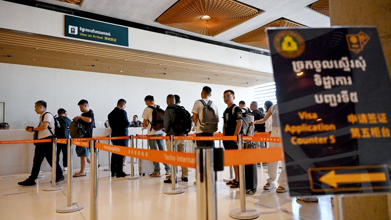 กัมพูชาย้ำ ยังบินเข้า-ออกไทยได้ตามปกติ แม้ปิดด่านบก