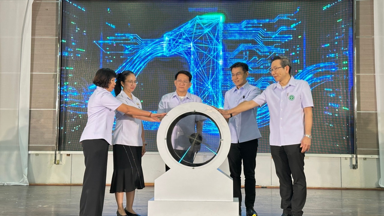 รพ.บ้านโป่งเดินหน้านำดิจิทัล ซุปเปอร์แอพ AI ยกระดับคุณภาพบริการ