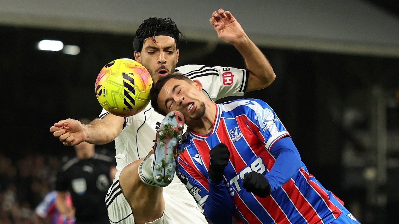 ผลบอลเมื่อคืน สรุปผลบอลพรีเมียร์ลีก และ 4 ลีกดัง เมื่อคืนที่ผ่านมา 8 ธ.ค. 68