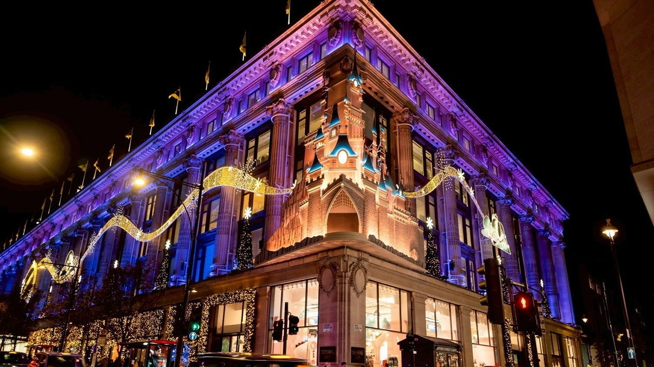 กลุ่มเซ็นทรัล ผนึก เซลฟริดเจส ผงาดผู้นำค้าปลีกลักชัวรีโลก ยืนหนึ่ง สร้างประสบการณ์หาที่อื่นไม่ได้