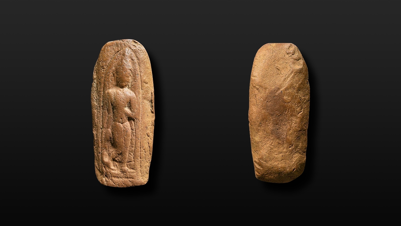 พระกำแพงลีลา เม็ดขนุน กรุลานทุ่งเศรษฐี เนื้อครู สมบูรณ์สวยแชมป์หลักล้าน