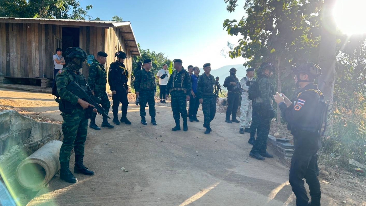 ทหารราชมนู ลาดตระเวนเข้มชายแดน หลังกระสุนรบเมียนมาตกฝั่งไทย