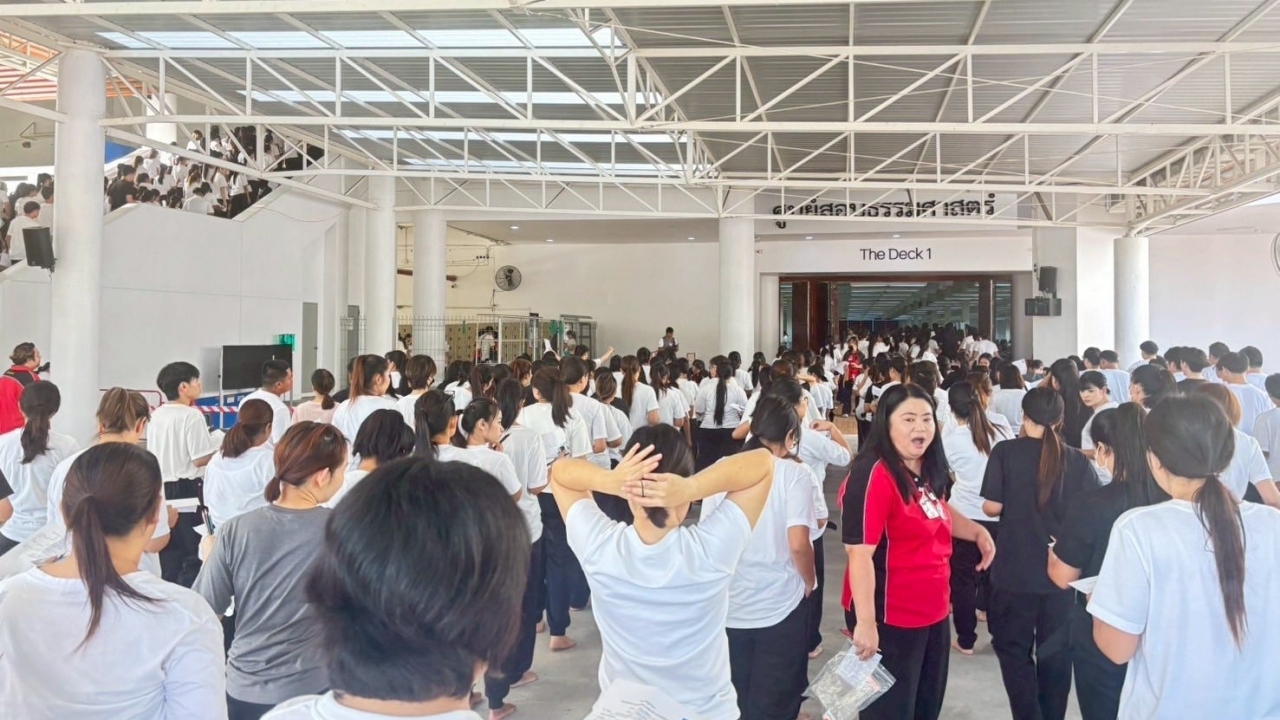 บรรยากาศ “สอบท้องถิ่น 68” ศูนย์สอบธรรมศาสตร์ เป็นไปอย่างคึกคัก