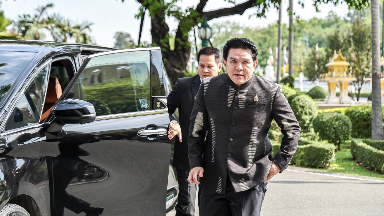 “สุรศักดิ์” เผยเย็นนี้เคาะเลื่อนวันสอบ TGAT-TPAT พื้นที่ 7 จังหวัดชายแดนไทย-กัมพูชา