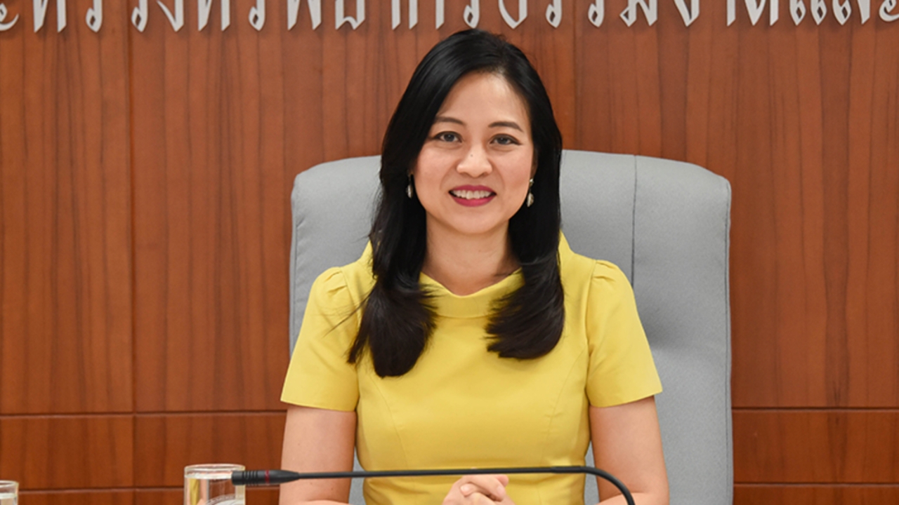 โปรดเกล้าฯ แต่งตั้ง “รวีวรรณ ภูริเดช” เป็นปลัด ก.ทรัพยากรธรรมชาติและสิ่งแวดล้อม