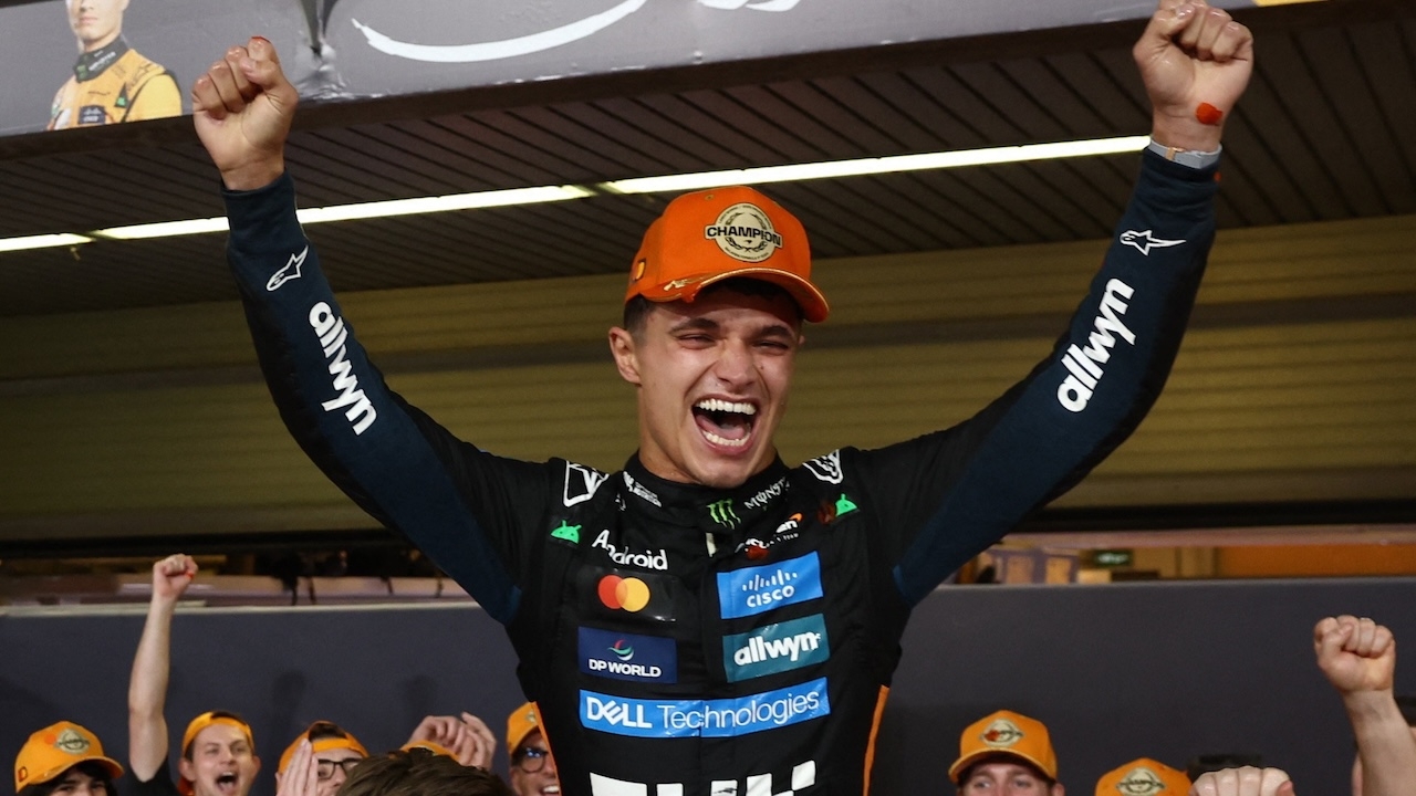 สิ้นสุดการรอคอย "นอร์ริส" ผงาดคว้าแชมป์โลกเอฟวัน สมัยแรก  