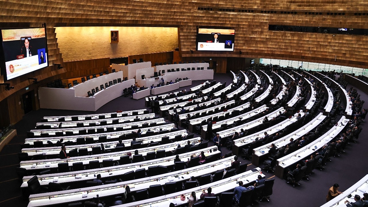 จับตา 2 วันจบหรือไม่ ประชุมร่วมรัฐสภาแก้ไขรัฐธรรมนูญวาระ 2