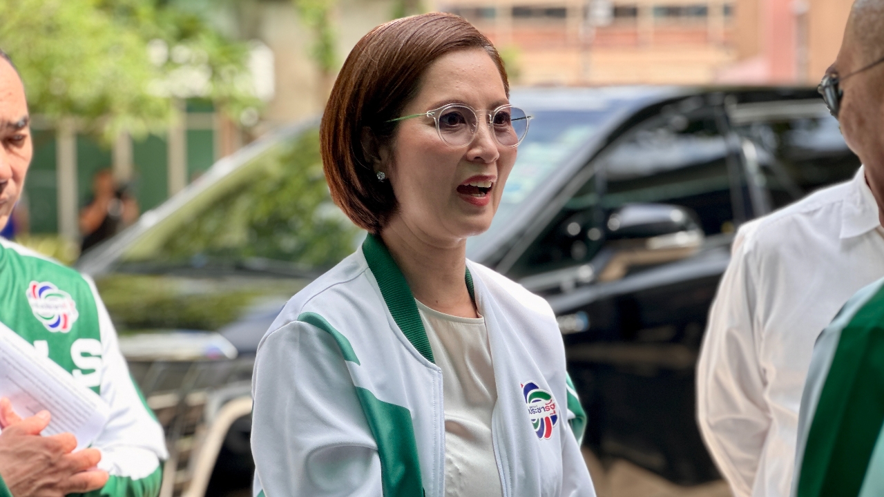 “ตรีนุช” ยันยังอยู่กับ พปชร. ยังไม่ไปไหน ข่าว “ลุงป้อม” วางมือ รอฟังบ่ายนี้