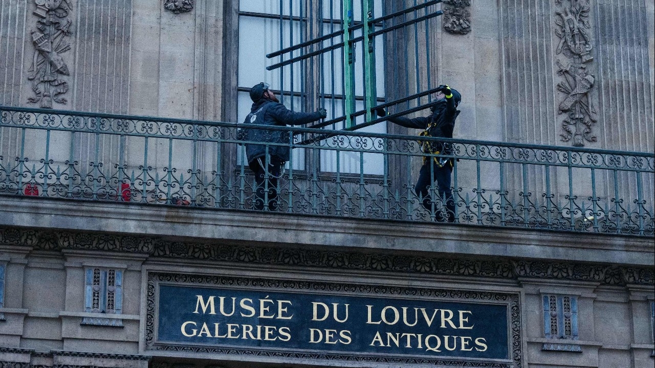 พิพิธภัณฑ์ลูฟวร์เร่งอุดช่องโหว่ ติดเหล็กดัดหน้าต่างที่ถูกโจรบุก