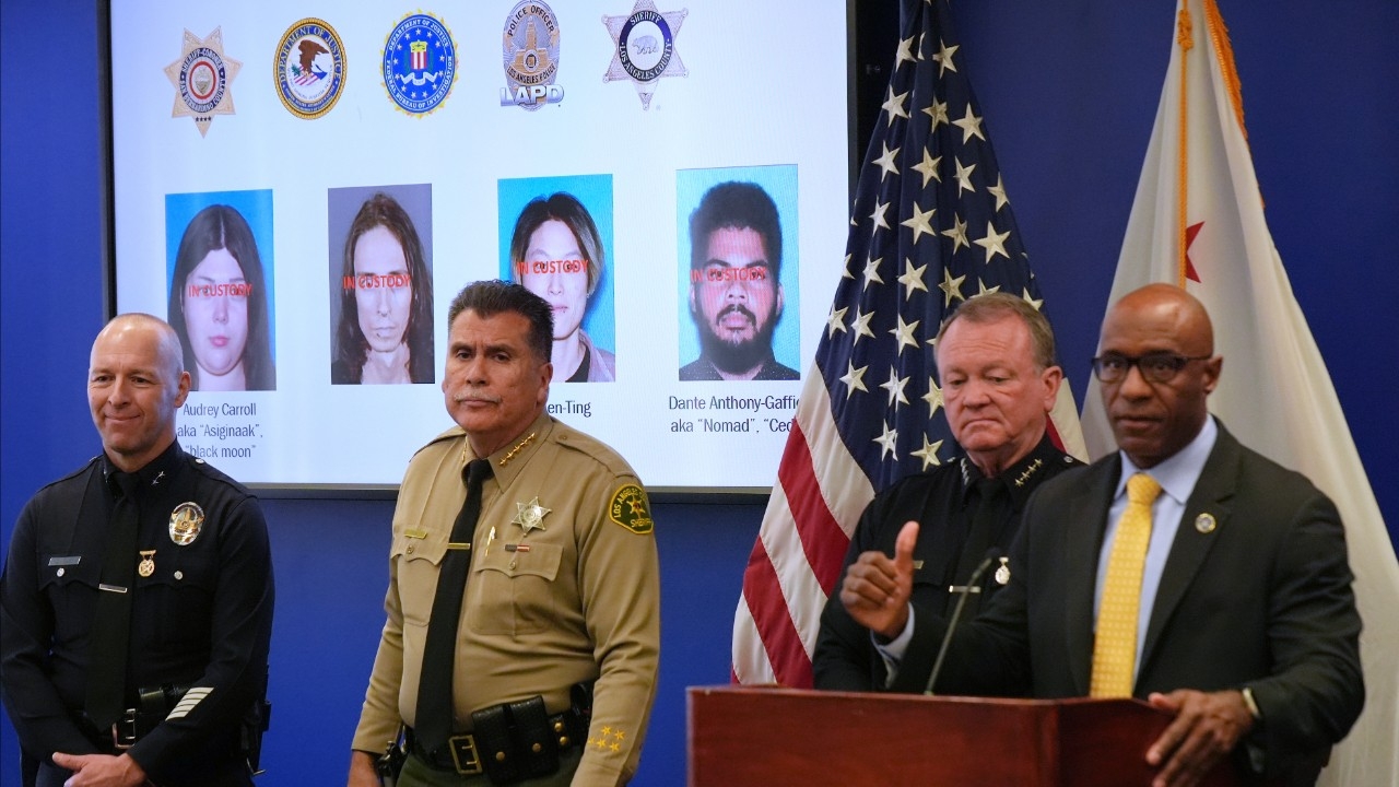 FBI เผย สกัดแผนก่อการร้ายวันสิ้นปี ในภาคใต้รัฐแคลิฟอร์เนีย