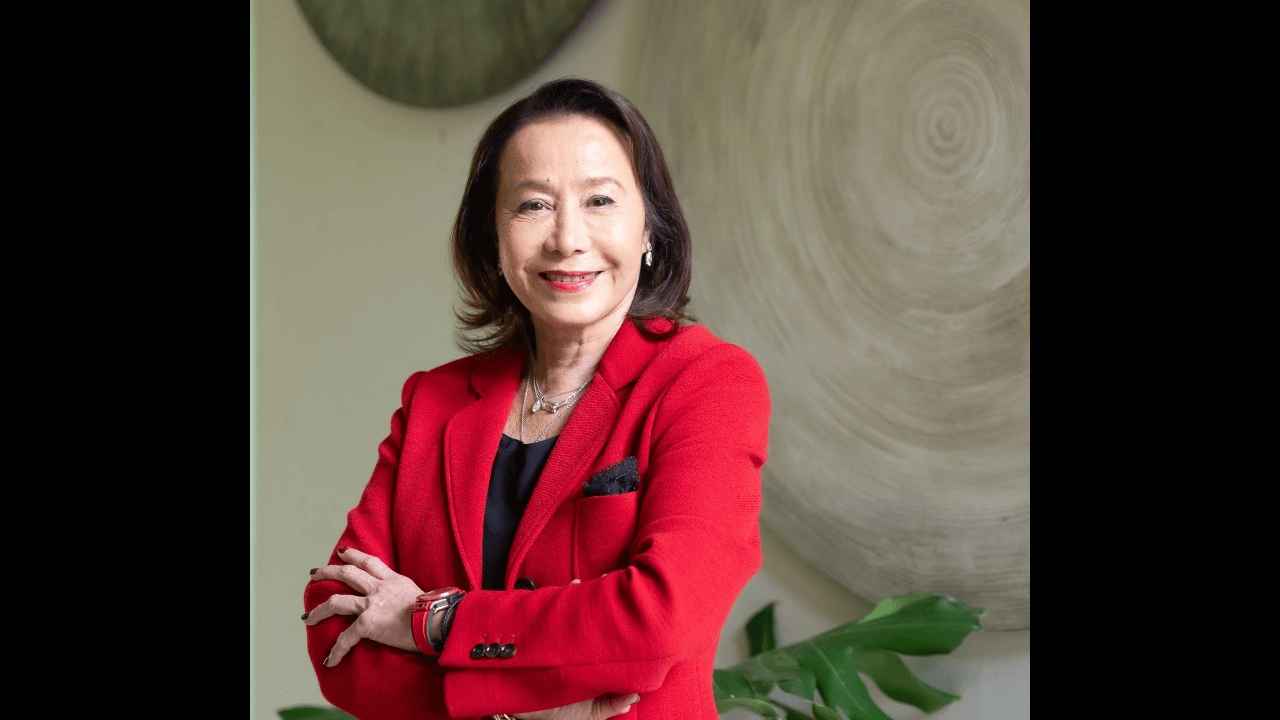 “ศุภลักษณ์ อัมพุช” รับรางวัล Icon Award 2025 จากผลงานนำรีเทลไทยผงาดภูมิภาค