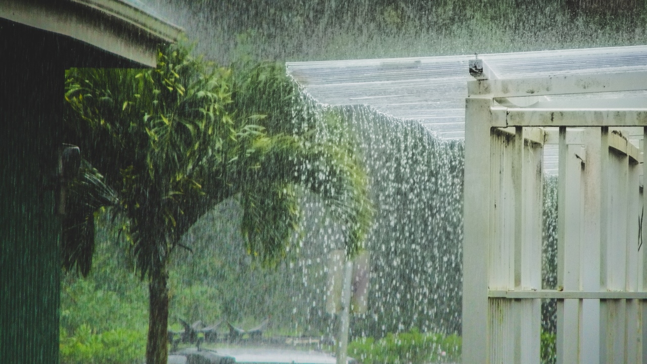 เตือนสภาพอากาศวันนี้ 29 ต.ค. ภาคใต้ยังมีฝนตกหนักต่อเนื่อง เสี่ยงน้ำท่วมฉับพลัน