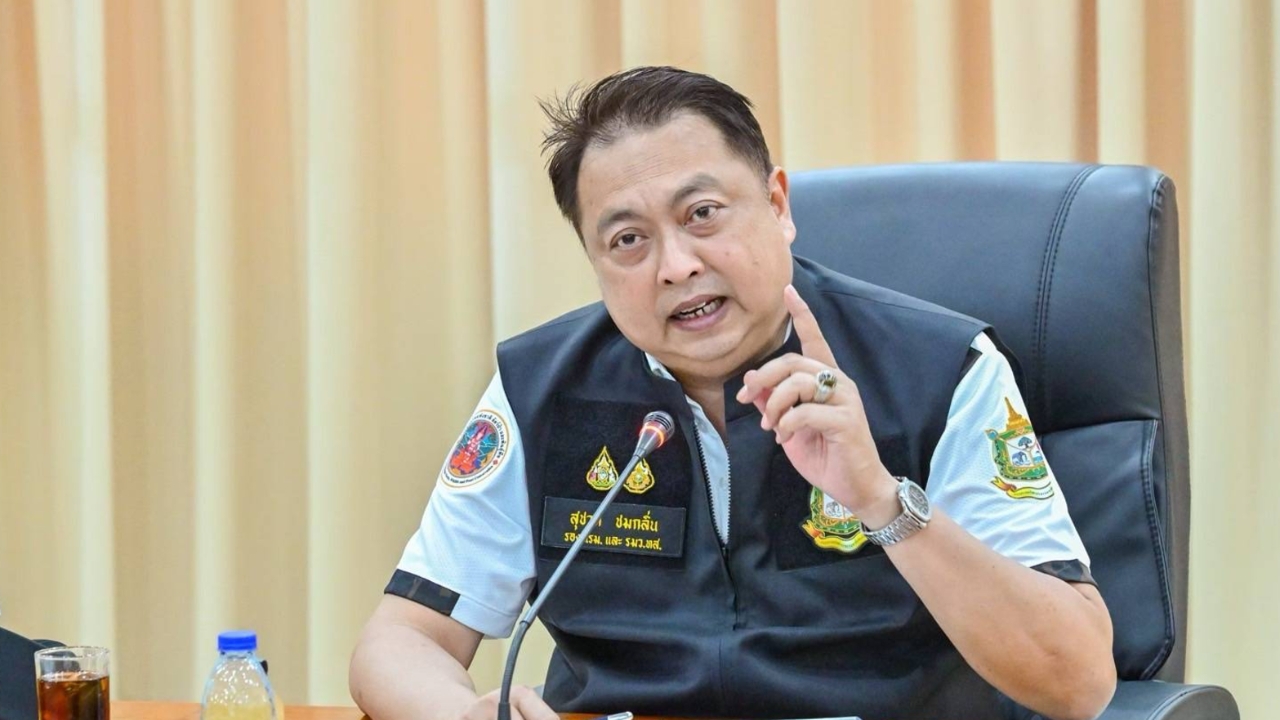 “สุชาติ” สั่งบุกโรงงานระยอง ปมคลิปเดือดปะทะเจ้าหน้าที่ ลั่นทำผิดดำเนินคดีทุกข้อหา