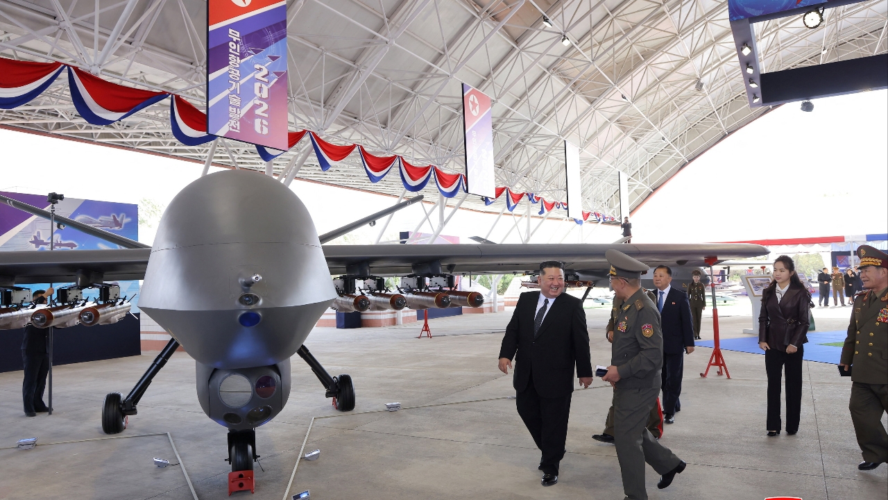 US, South Korea, and Japan Reaffirm Stance on North Korea Nuclear Disarmament Watch for Trump-Kim Meeting at APEC - Thairath English