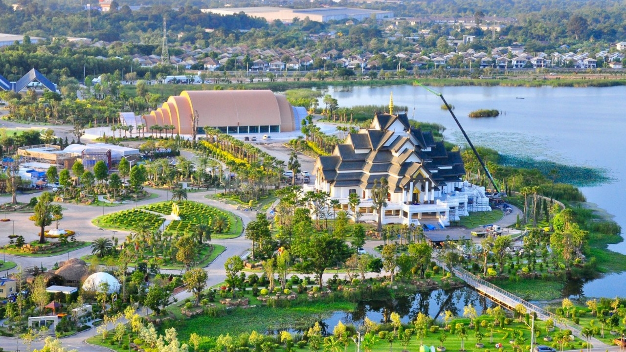 รัฐบาลชวนเที่ยว มหกรรมพืชสวนโลกอุดรธานี โชว์ 32 สวนนานาชาติ พรรณไม้ 1 ล้านต้น 1 พ.ย. นี้ 