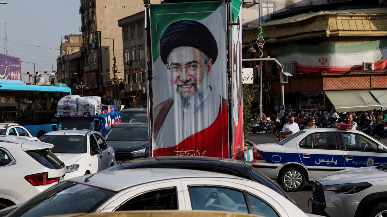 Irans Supreme Leader Threatens to Expand War if the US Launches New Attacks - Thairath English