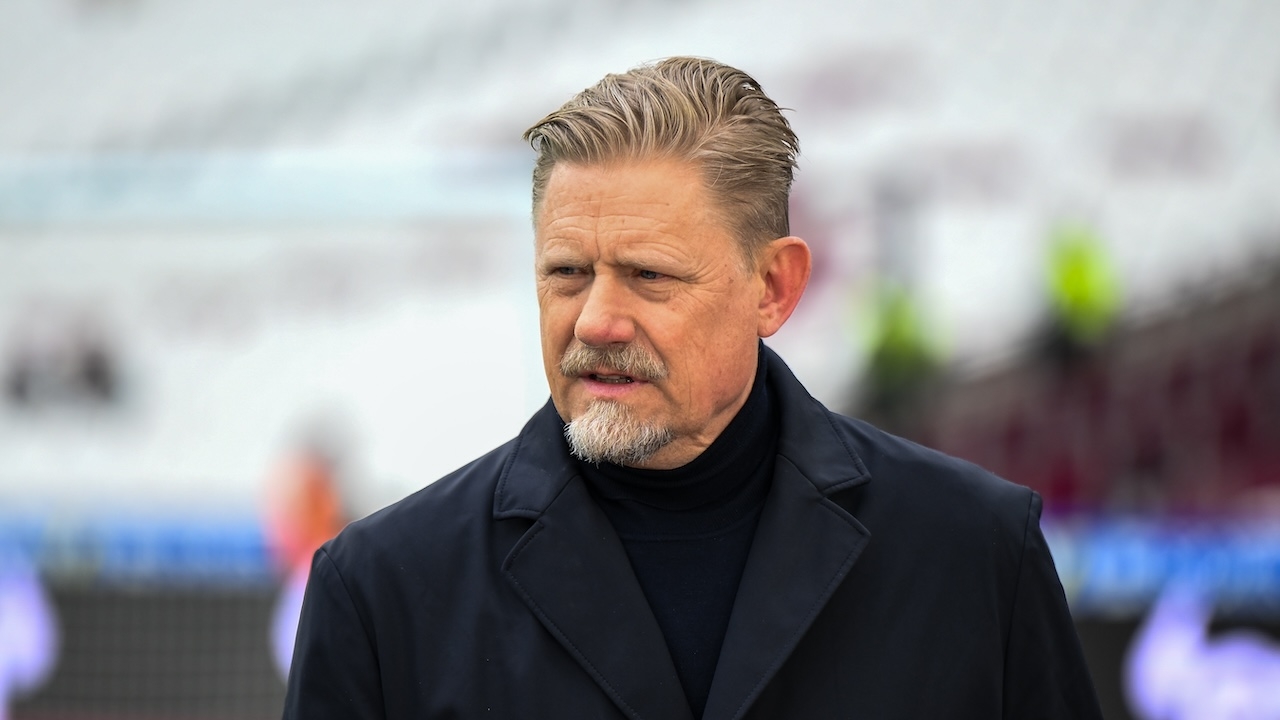 Schmeichel Blasts Culprit for Man Uniteds Loss to Chelsea, Declares Such Play Unacceptable - Thairath English
