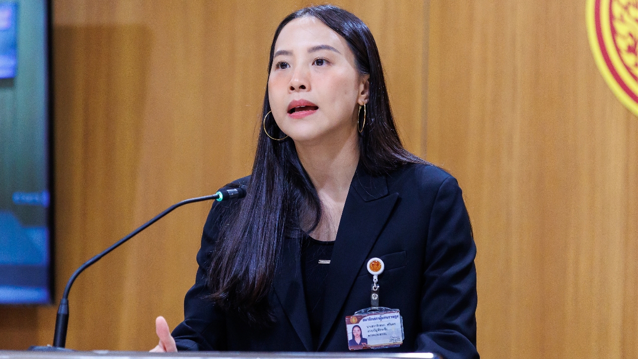 “รักชนก” ซัดแรง “ศุภชัย” ไร้ยางอาย ยื่นร้องจริยธรรมคนอื่น