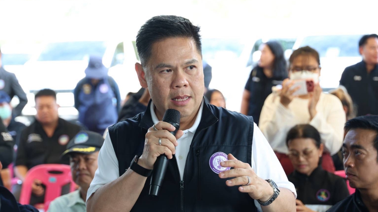 “วราวุธ” สั่งเร่งฟื้นฟู 4,829 ธุรกิจ เสียหายน้ำท่วมกว่า 18,276 ล้าน