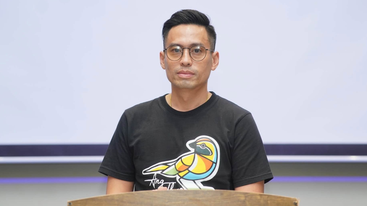 “กรวีร์” ซัด “โง่-ห่วย-เลว” ข่าวปลอมโอนค่าน้ำชา “แนน” เตือนเช็กก่อนแชร์ ชี้ ความผิดสำเร็จ