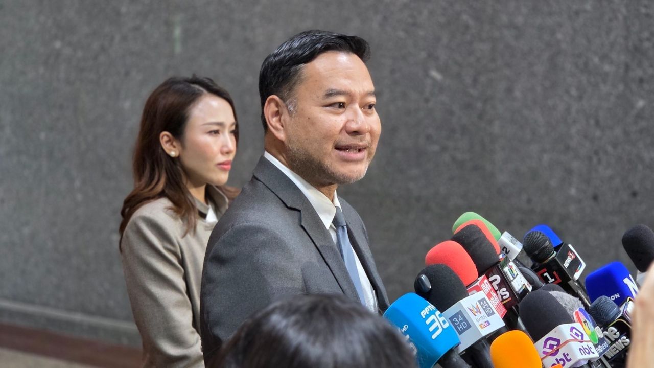 “เอกภพ” ตีเก๊ข่าวโอนเงินให้ “อนุทิน” เตือนนักการเมืองเสี่ยงคดีแชร์ข่าวบิดเบือน