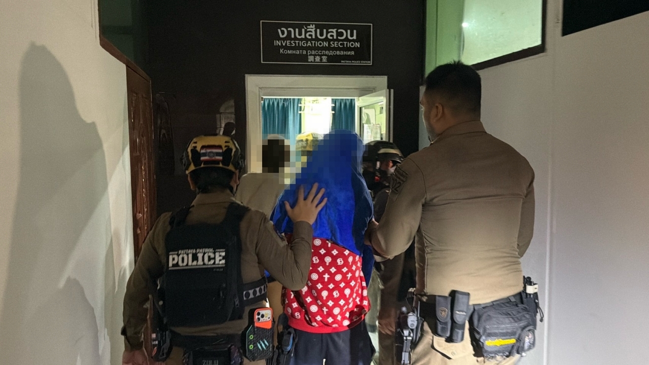 “ดาบตำรวจ” ชักปืนยิงหมดแม็ก ในอพาร์ตเมนต์ แฟน-เพื่อนวิ่งหนีตาย อ้างป้องกันตัว