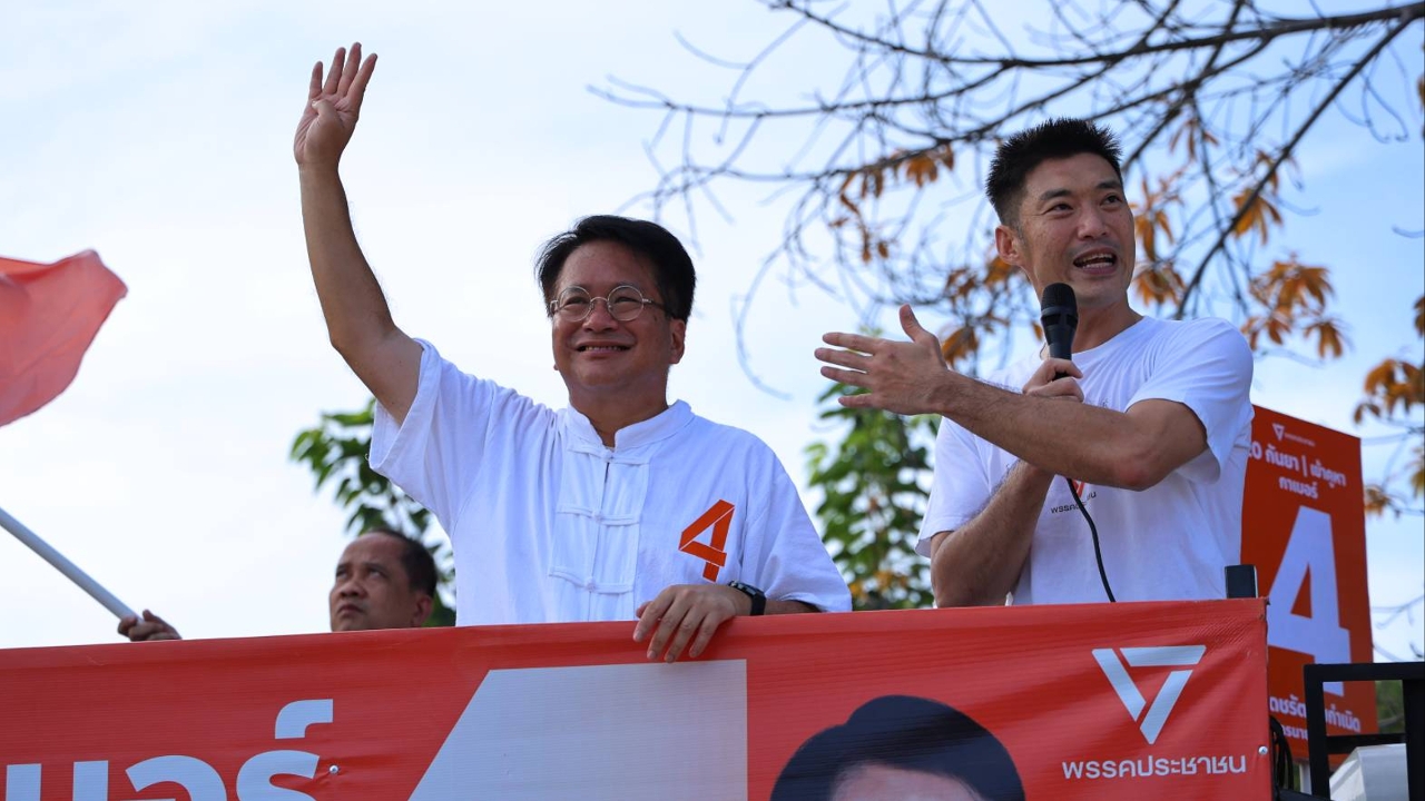 พรรคประชาชน ปล่อยขบวน “ส้ม CONVOY” ระดมแกนนำ ดัน “เดชรัต” ชิงนายก อบจ.นนทบุรี