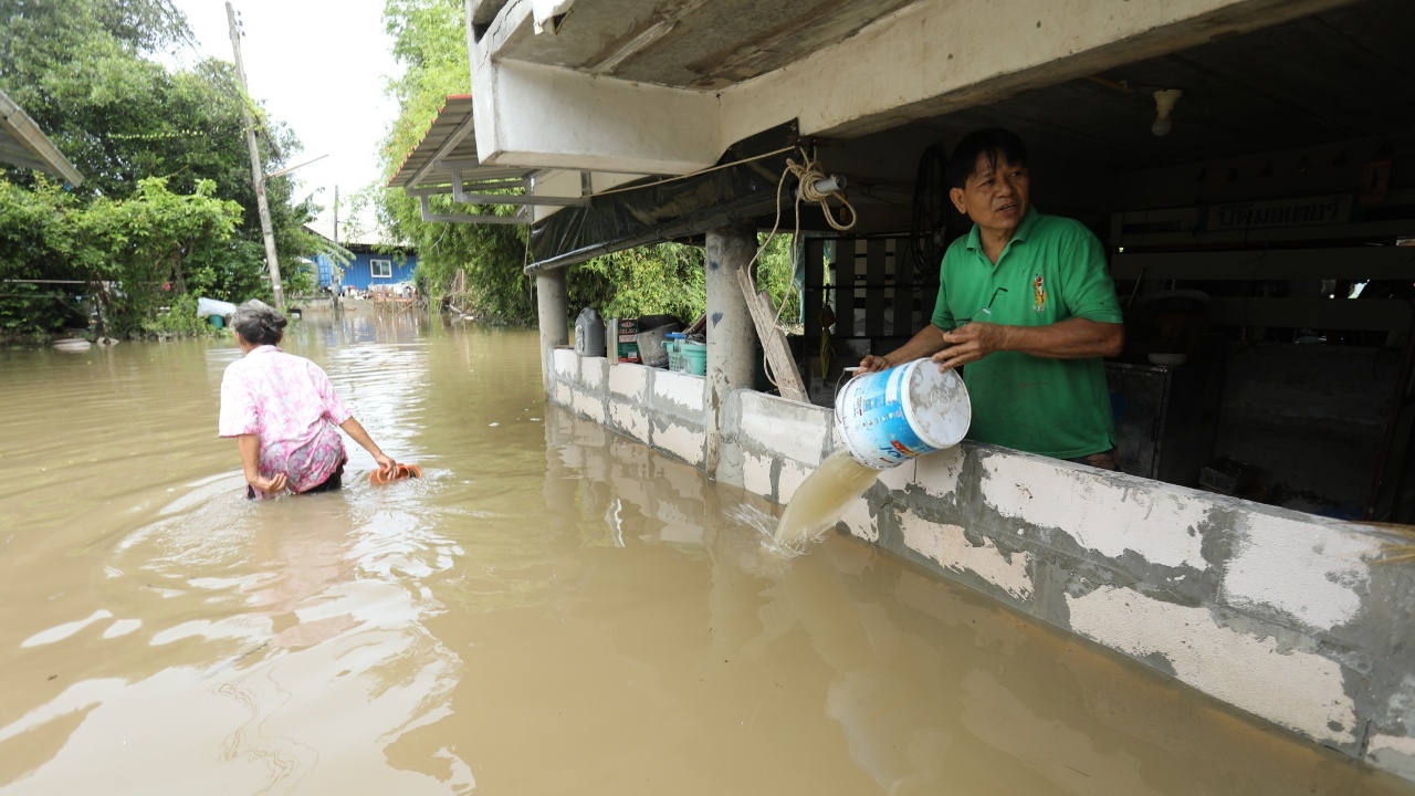 ปภ. เตือน 70 จังหวัดทั่วประเทศ - กทม. เฝ้าระวังน้ำท่วมฉับพลัน น้ำป่าไหลหลาก