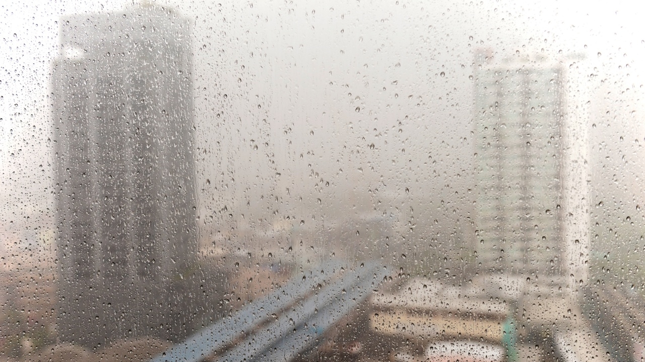 "กรมอุตุนิยมวิทยา" อัปเดตล่าสุด เตือนพื้นที่เสี่ยงสูงเฝ้าระวัง "ฝนตกหนักถึงหนักมาก"