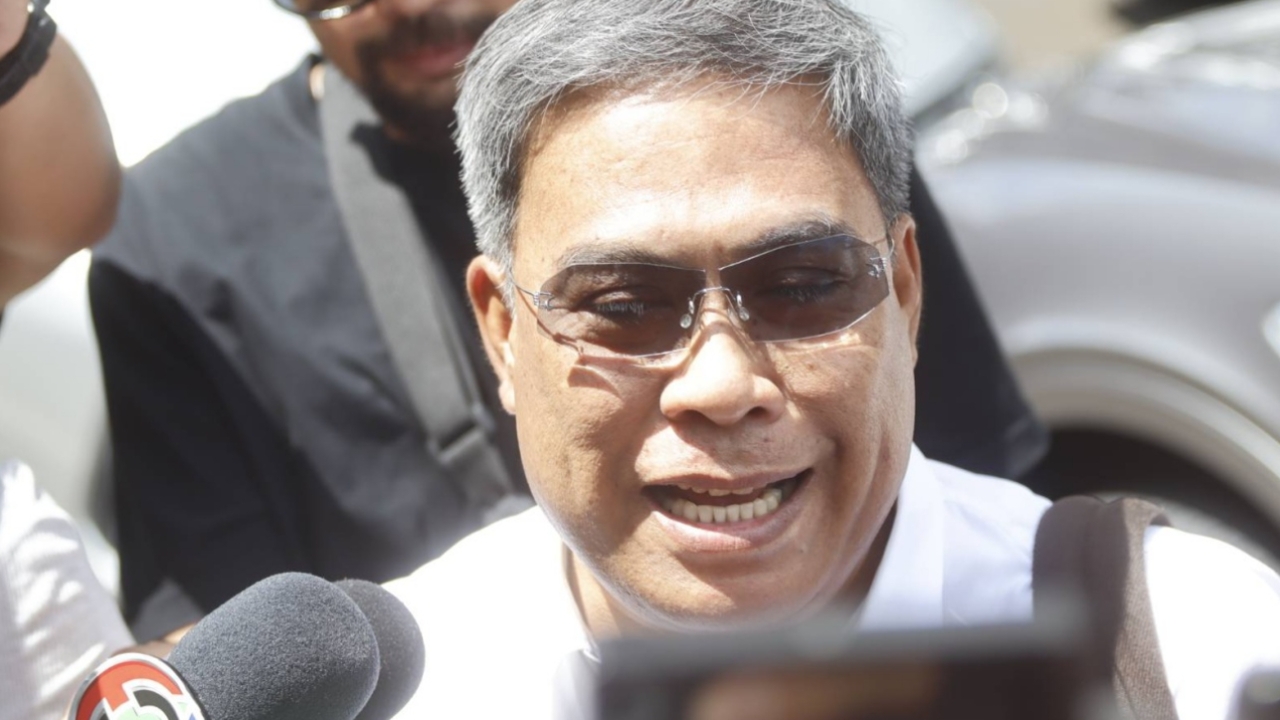 “ป๋อง สุพรรณ” เข้าชี้แจงกองปราบ ปม “มูลนิธิหวันโชติ” ยันไม่มีอำนาจสั่งจ่ายเงิน 