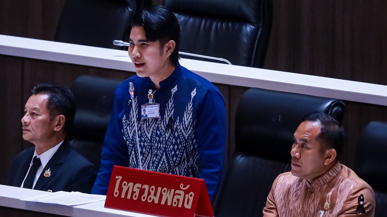“สส.กังฟู” อภิปรายจี้รัฐปฏิรูประบบบริหารวิกฤต “การบินไทย-น้ำท่วม”