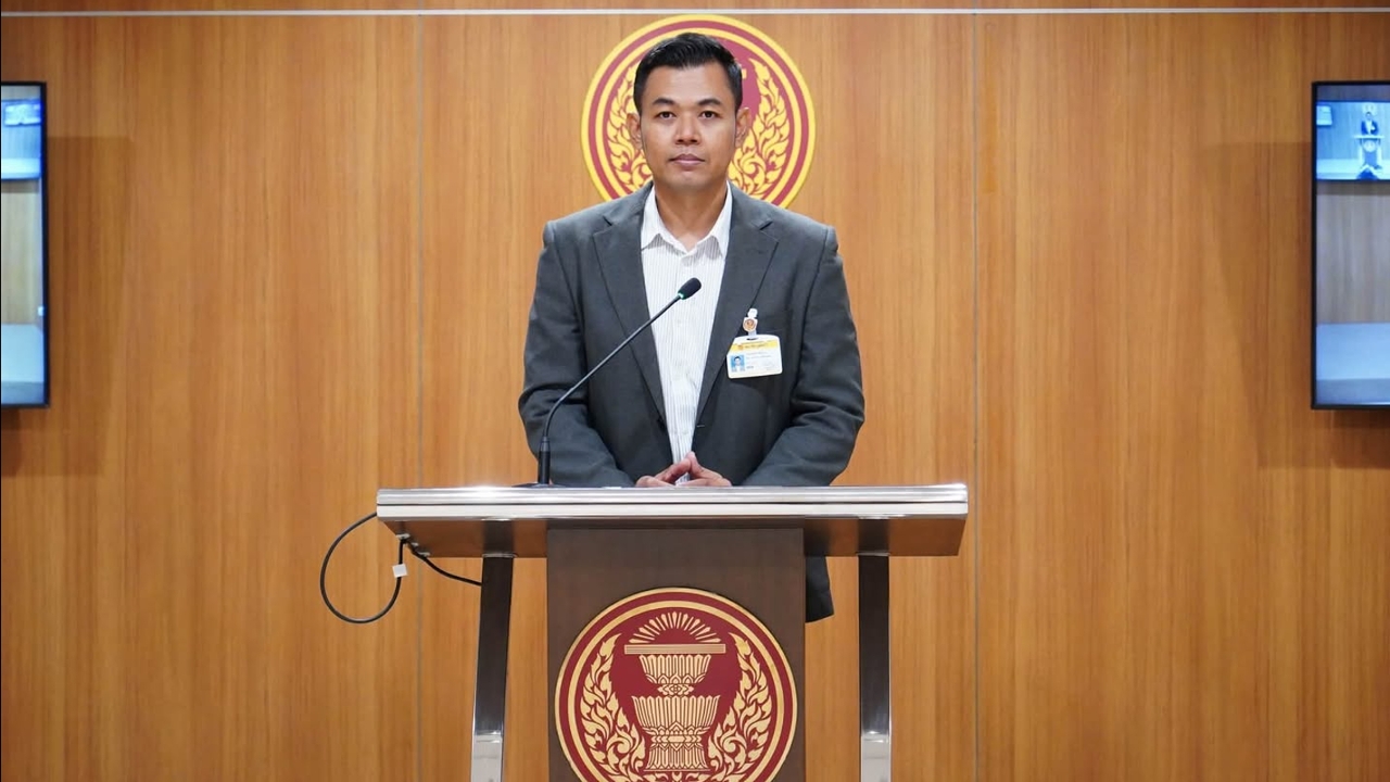 “พิสิษฐ์”ยังไม่เห็นเอกสาร สว. ล่าชื่อถอดถอน กกต. ด้าน “เทวฤทธิ์” หวั่น หวังผลปิดปาก “สิทธิโชติ”