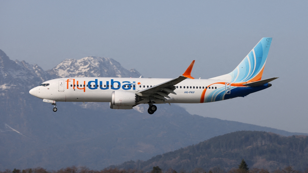 เปิดประวัติผู้ช่วยนักบิน Flydubai พบโพสต์ภาพแกนนำก่อการร้ายบนโซเชียล เคยถูกปลดจากสายการบินโอมาน