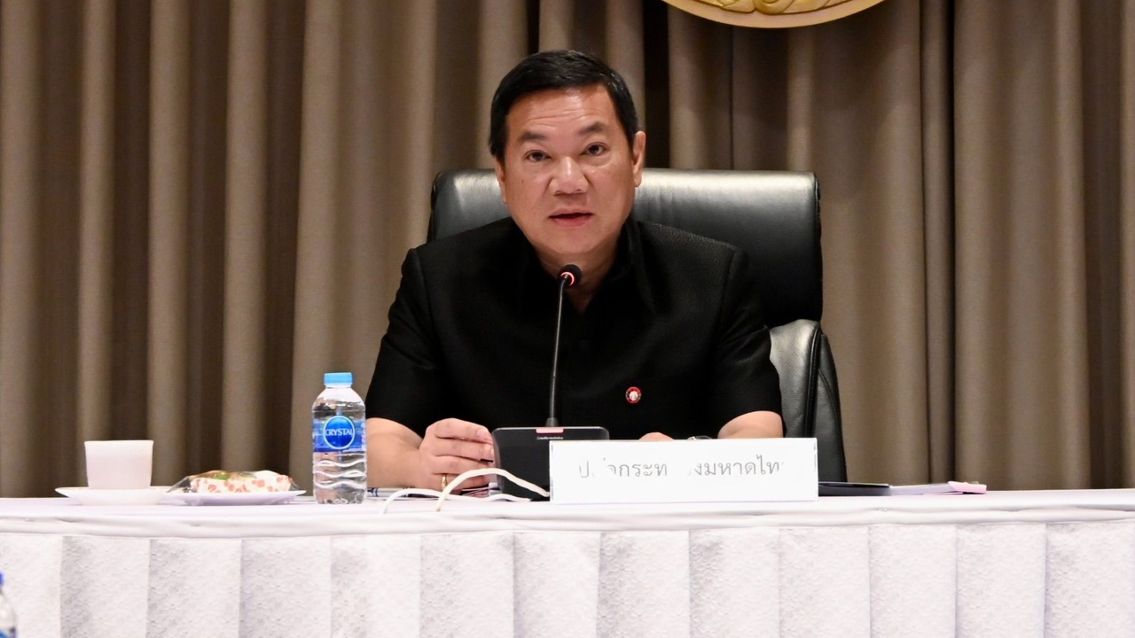 ปลัด มท. กำชับทั่วประเทศดำเนินพิธีให้สมพระเกียรติ ถวายดอกไม้จันทน์ “พระพันปีหลวง”