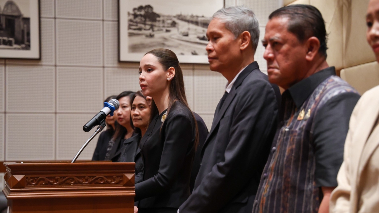 “ซาบีดา” เตรียมเอาผิดทางกฎหมาย มิสยูนิเวิร์สกัมพูชา แอบอ้างภาพชุดไทย