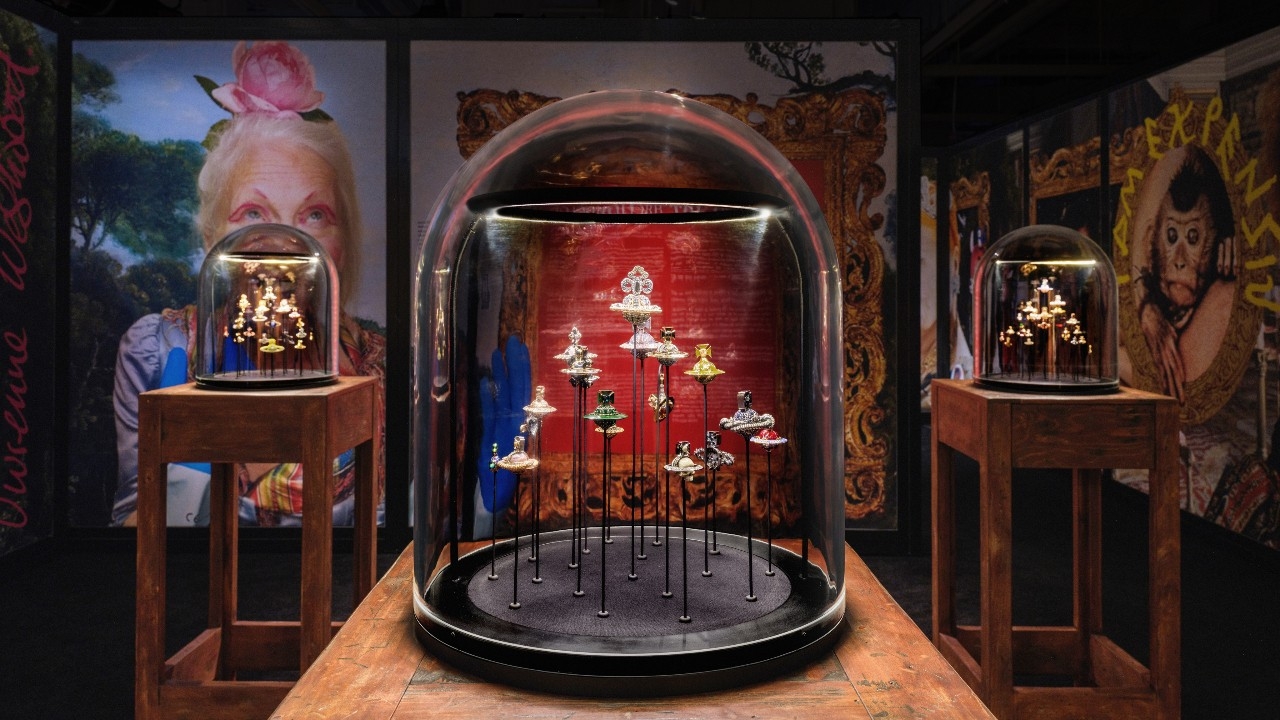 สายแฟห้ามพลาด! นิทรรศการ Vivienne Westwood รวมเครื่องประดับตัวแม่ที่เซ็นทรัลชิดลม