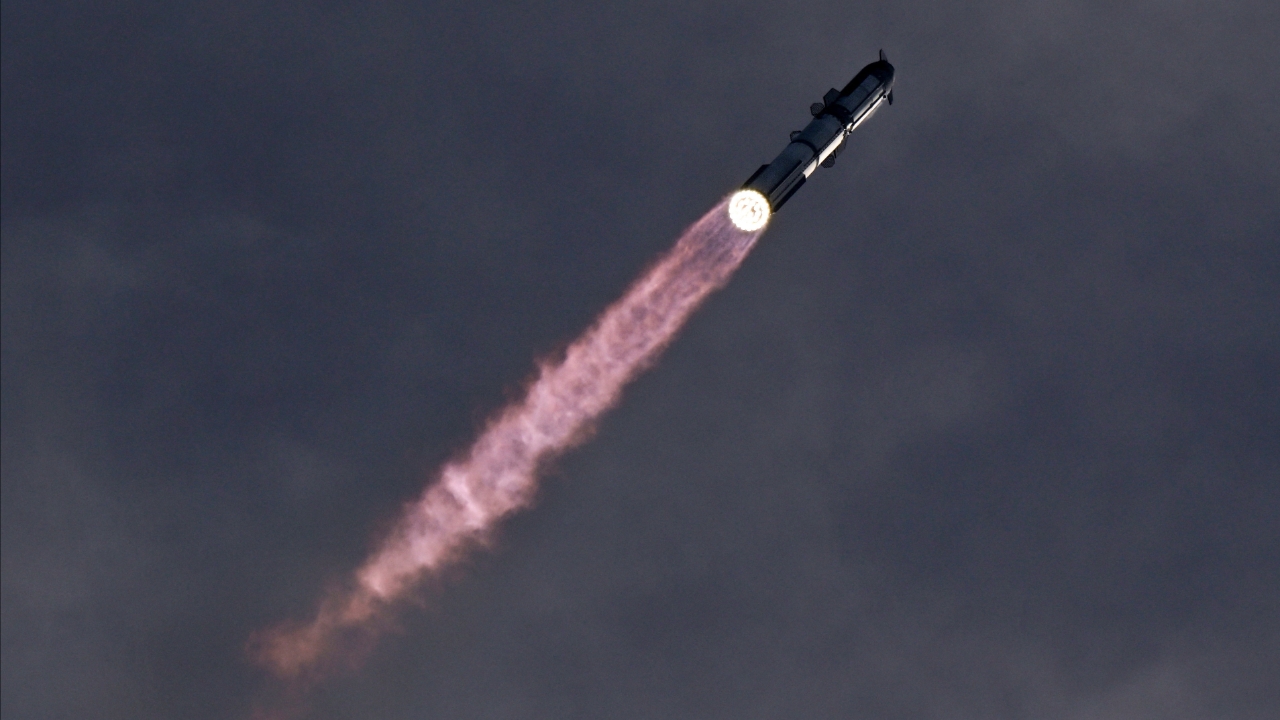 SpaceX ปล่อยยาน Starship เข้าสู่วงโคจรโลกสำเร็จเป็นครั้งแรก