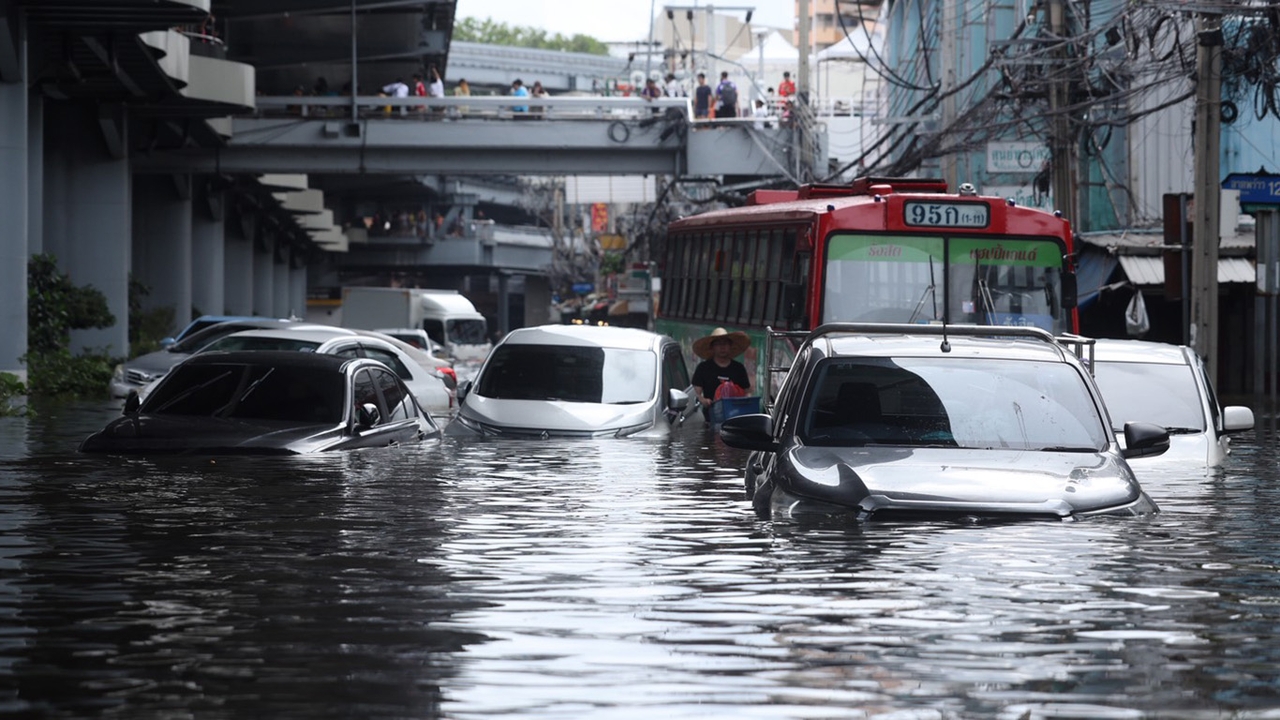 เจาะลึก “น้ำท่วมปี 2569” กระทบเศรษฐกิจไทยแค่ไหน เทียบวิกฤตมหาอุทกภัยปี 2554