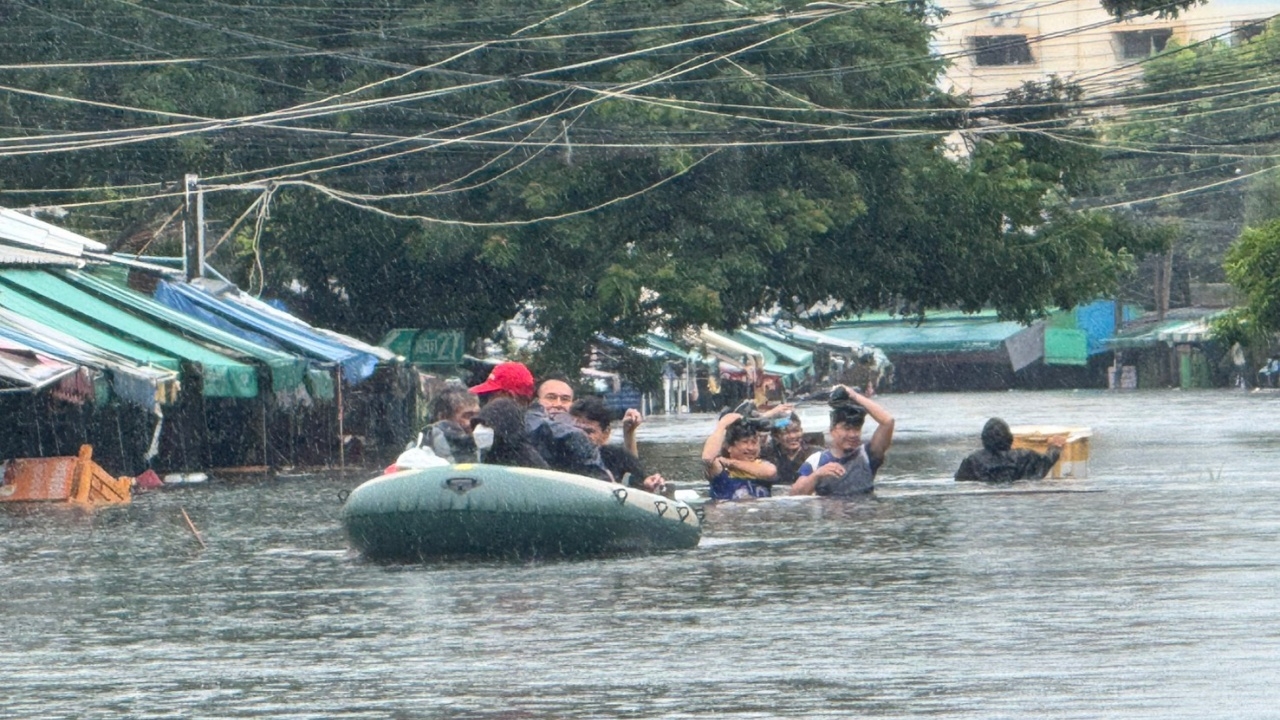 "กรมอุตุนิยมวิทยา" อัปเดตพื้นที่เฝ้าระวัง "ฝนตกหนักถึงหนักมาก" วันนี้ 27 ก.ย. 2569