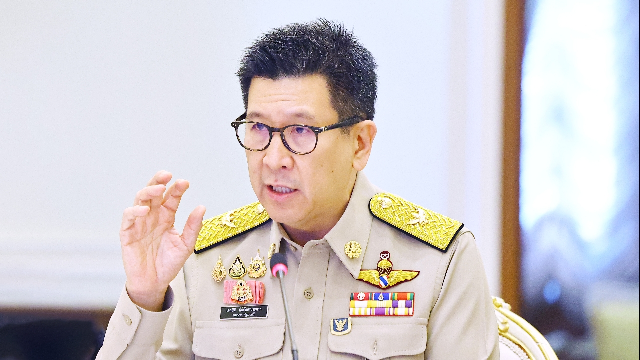 “เอกนิติ” ยังแต่งตัวภาษีรถยนต์