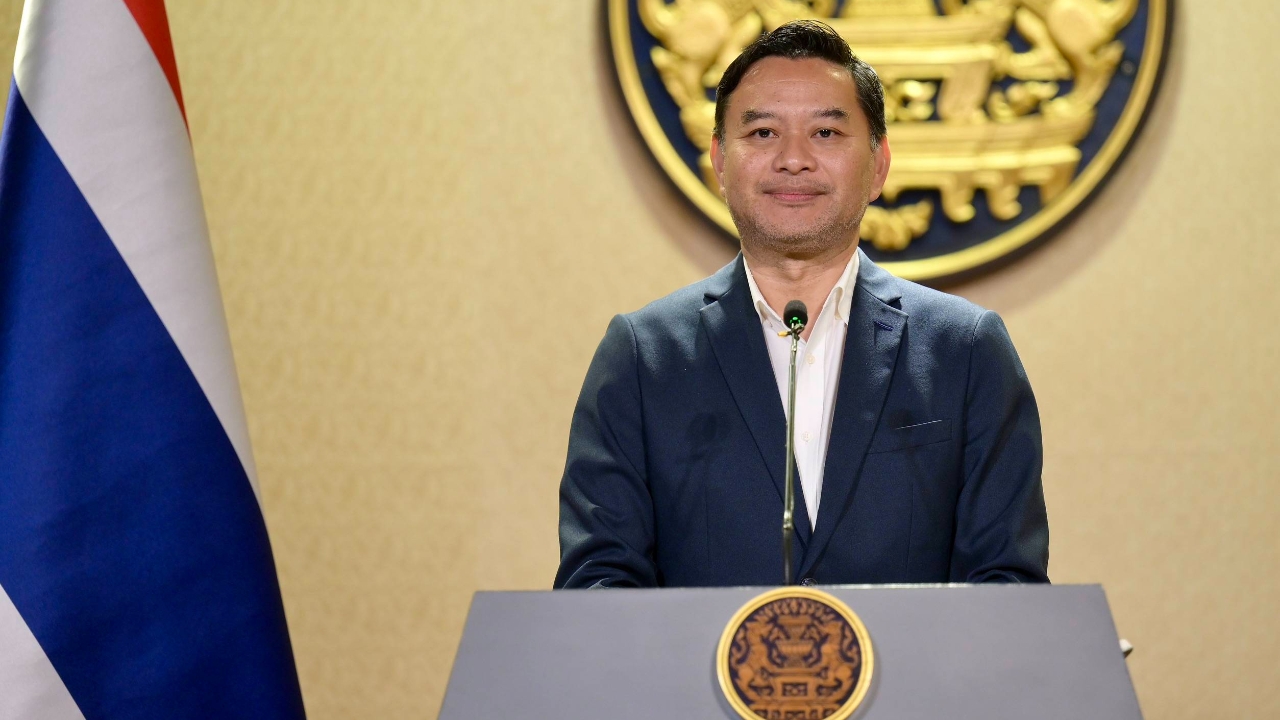รัฐบาลเตือน 3 จังหวัดตะวันออกควรย้ายของขึ้นที่สูง กทม. เหลือ 6 จุดรถเล็กผ่านไม่ได้