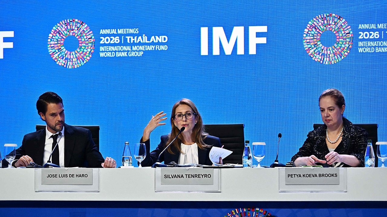 IMF ประเมินเศรษฐกิจไทยโต 2.1% ชูอานิสงส์ใช้ AI ขับเคลื่อนเศรษฐกิจ พ้นสภาวะเงินฝืด