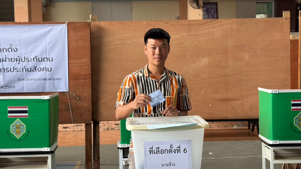 “เท้ง” ใช้สิทธิ์เลือกตั้ง ยันอภิปรายไม่ไว้วางใจ 18 รมต. เข้าเป้าหมด