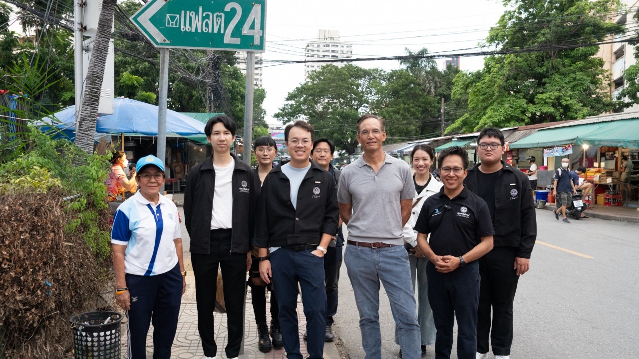 “กรณ์” ลุยแฟลตคลองจั่น ติดตามการเยียวยาน้ำท่วม ชง กทม. ตั้งศูนย์ลงทะเบียนเยียวยาถึงพื้นที่