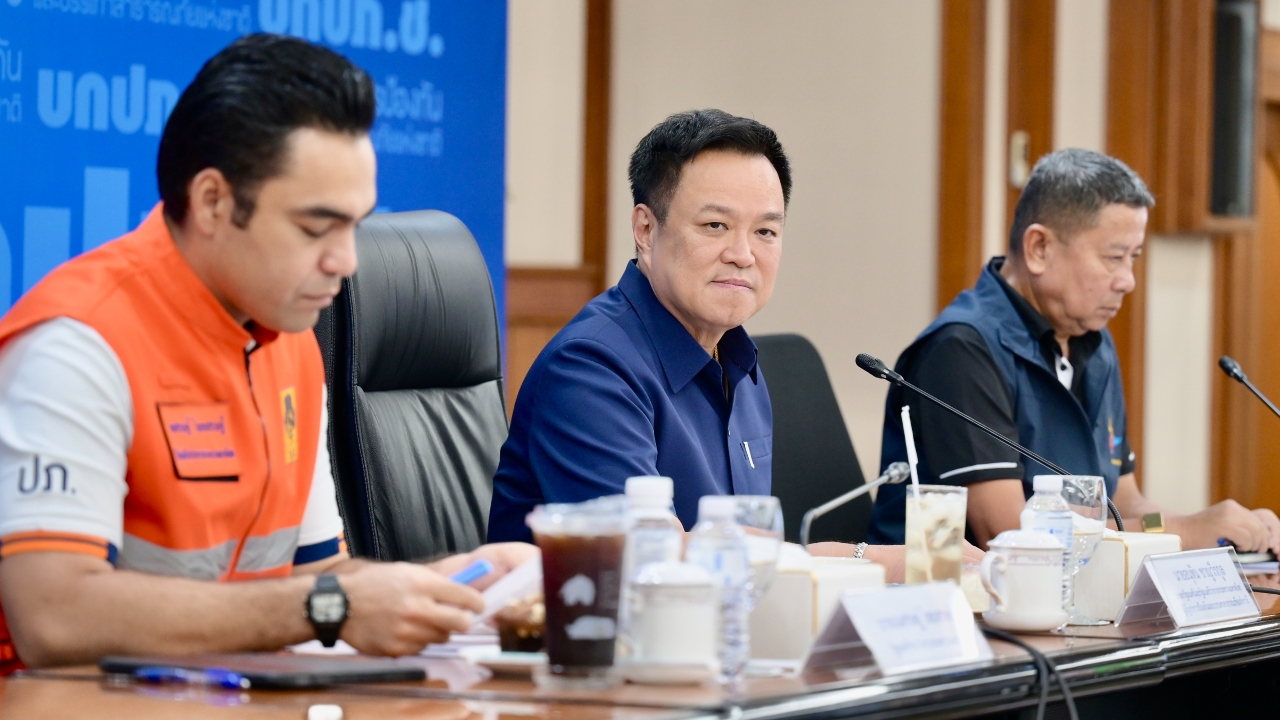 นายกฯ สั่งเร่งฟื้นฟู-โอนเยียวยา กำชับฉะเชิงเทรา-ปราจีนฯ ระดมกำลังเต็มที่ช่วยน้ำท่วม