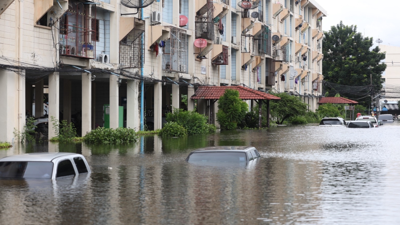 ทะลุ 1 ล้านครัวเรือน ลงทะเบียนผ่าน “ทางรัฐ” ปภ. คาดโอนเงินเยียวยาน้ำท่วมภายในสัปดาห์นี้