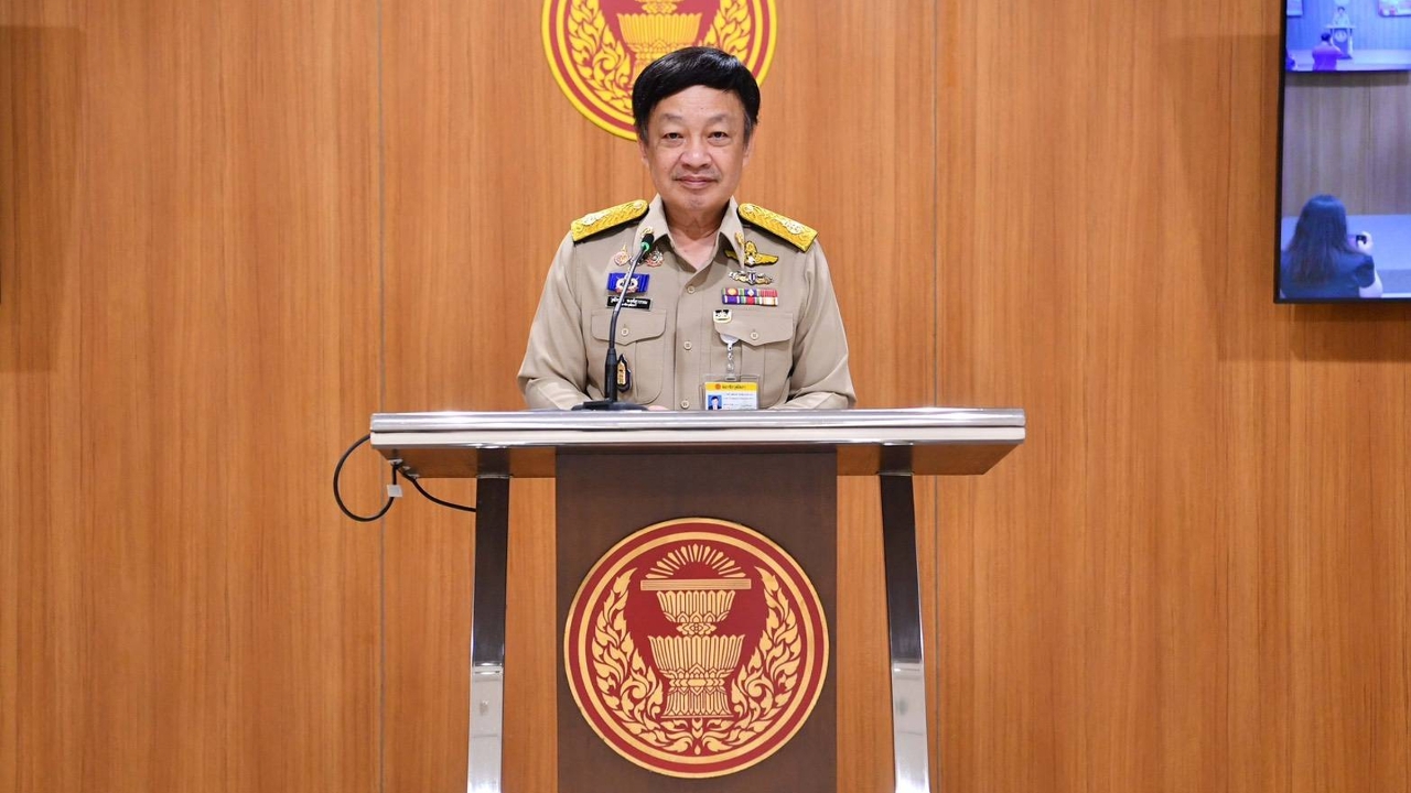 “สว.วุฒิพงศ์” ฉุน “รัฐมนตรี-นายกรัฐมนตรี” เมินตอบกระทู้น้ำท่วมวุฒิสภา